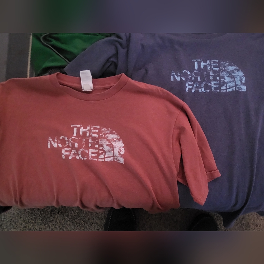 North Face Shirts Larges